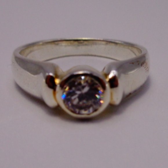 Silver CZ ring size 2.25 weight 4.53g new
